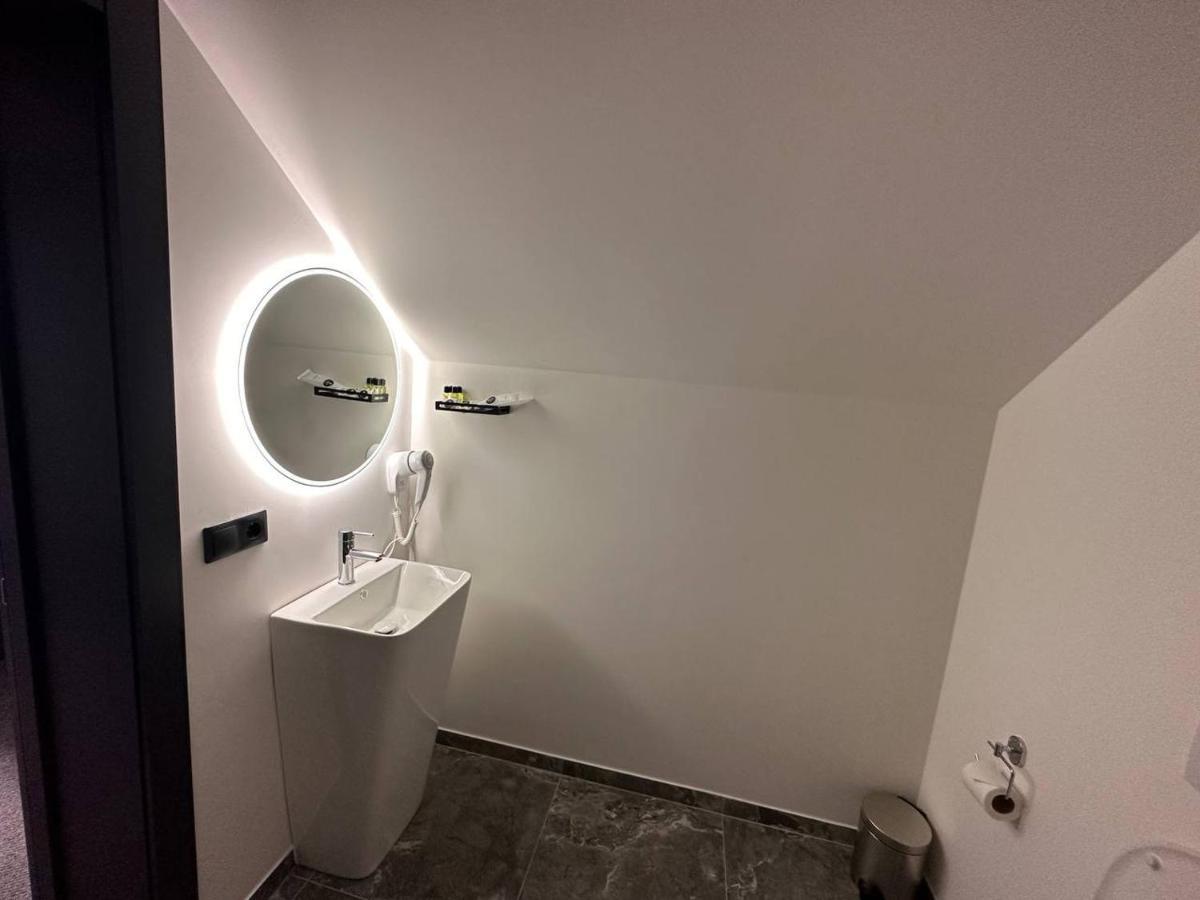 Rokytne  Royal Wood Hotel מראה חיצוני תמונה