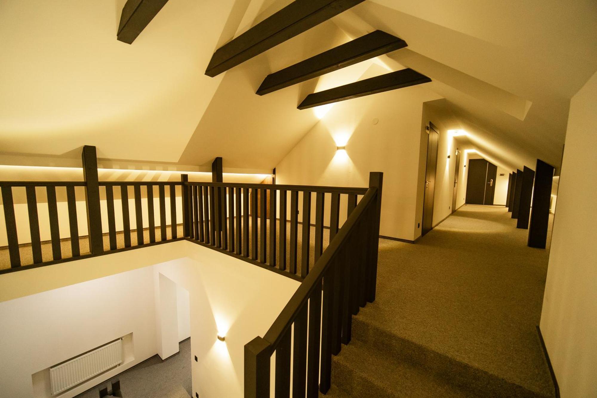 Rokytne  Royal Wood Hotel מראה חיצוני תמונה